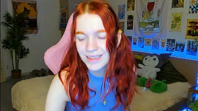Snapshot of Sunny_Elly chatting on December 2024 06:20:01 AM Sunny Elly online show from December 2024 06:20:01 AM
