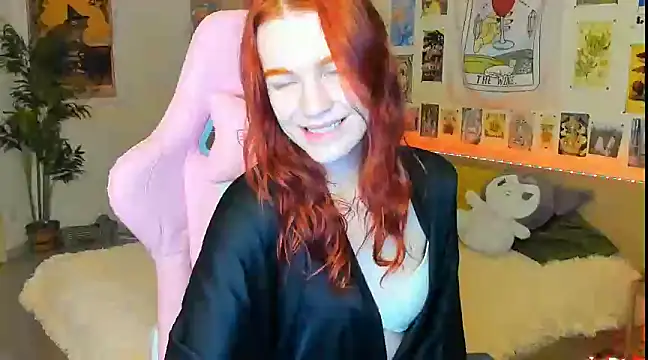 Snapshot of Sunny_Elly chatting on December 2024 05:39:02 AM Sunny Elly online show from December 2024 05:39:02 AM