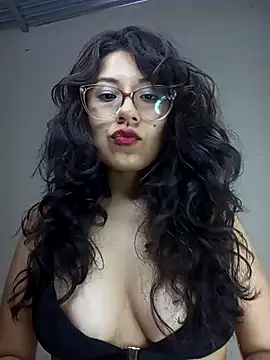 MishuColfer online show from March 2026 01:43:02 AM