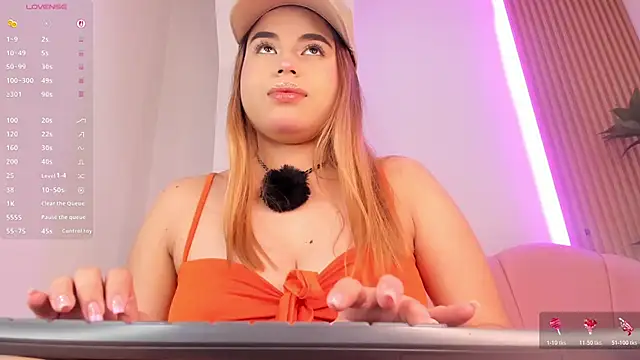 Victoria vallejo  online show from December 2025 11:39:02 AM