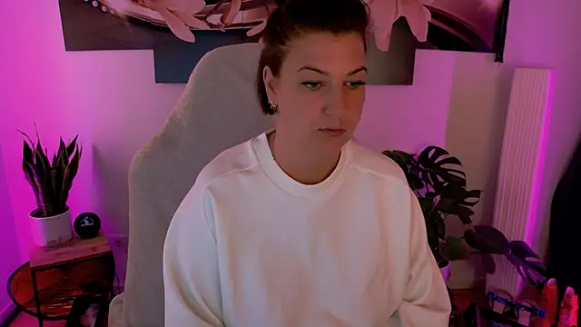 NatiLove35 online show from April 2026 05:54:02 AM