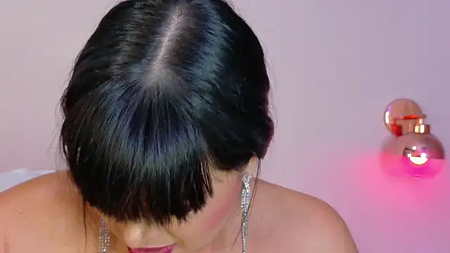 Alexa Miss online show from January 2025 09:39:02 PM