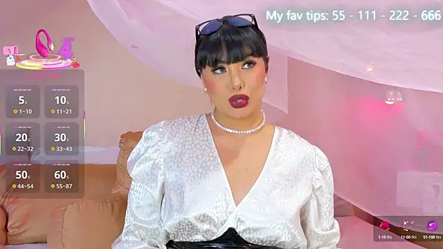 Alexa Miss online show from March 2025 07:39:01 PM