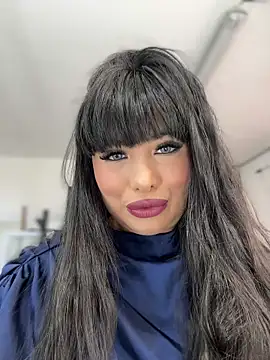 Alexa Miss online show from September 2025 06:20:01 PM