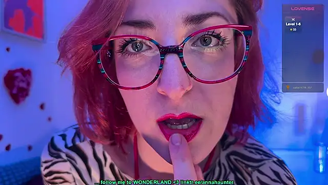 Snapshot of AnnaHaunter18 chatting on February 2025 05:50:02 PM AnnaHaunter18 online show from February 2025 05:50:02 PM