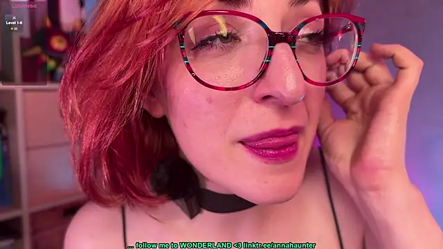 Snapshot of AnnaHaunter18 chatting on March 2025 10:10:02 PM AnnaHaunter18 online show from March 2025 10:10:02 PM