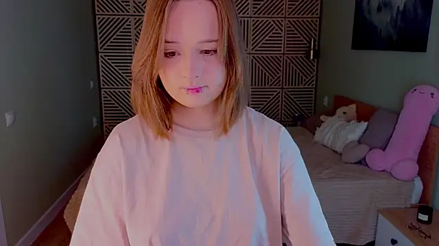 Mary uw online show from June 2026 04:33:01 AM