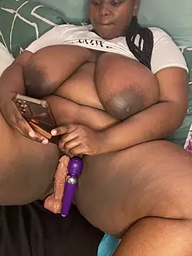 queenxdede online show from July 2026 01:13:01 PM