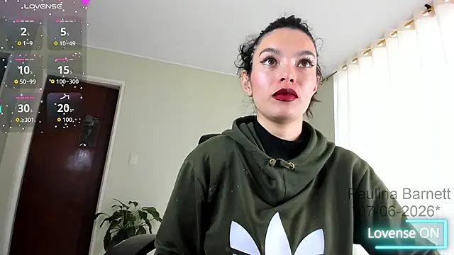 paulinabarnett- online show from June 2026 06:33:02 PM