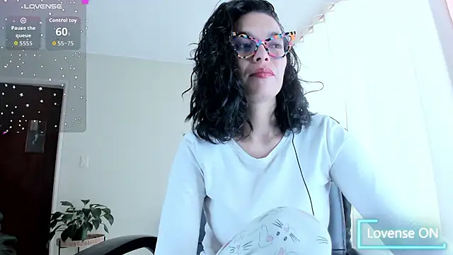 paulinabarnett- online show from June 2026 05:26:02 PM
