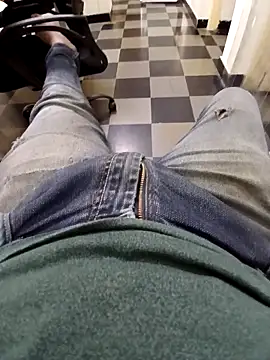 Snapshot of Long_Laster chatting on February 2025 10:26:01 AM Long Laster online show from February 2025 10:26:01 AM