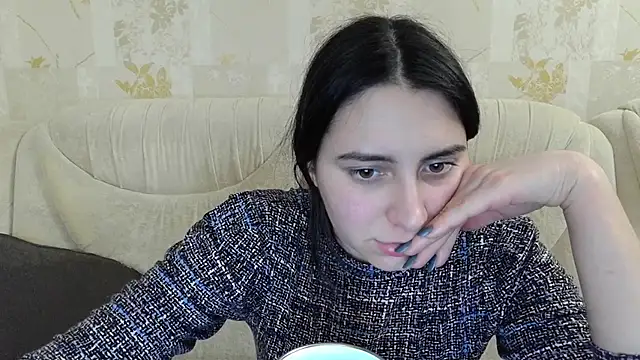 Snapshot of Kashtanka_ chatting on December 2024 06:27:02 PM Kashtanka online show from December 2024 06:27:02 PM