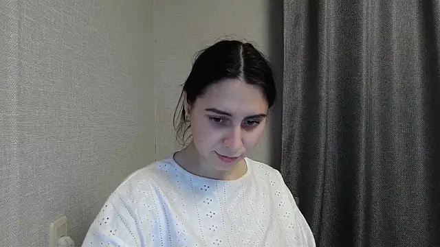 Snapshot of Kashtanka_ chatting on December 2024 08:07:01 PM Kashtanka online show from December 2024 08:07:01 PM