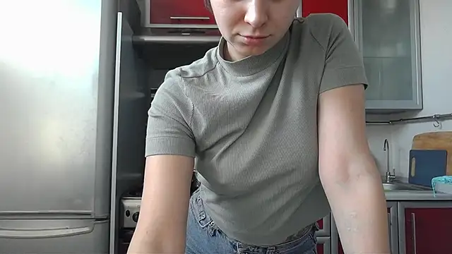 Snapshot of Kashtanka_ chatting on February 2025 07:47:02 AM Kashtanka online show from February 2025 07:47:02 AM