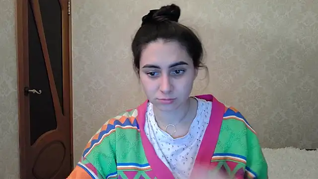 Snapshot of Kashtanka_ chatting on February 2025 05:42:01 PM Kashtanka online show from February 2025 05:42:01 PM