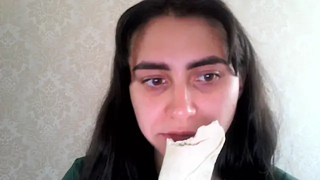 Snapshot of Kashtanka_ chatting on October 2025 07:58:02 AM Kashtanka online show from October 2025 07:58:02 AM