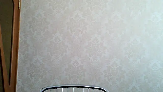 Snapshot of Kashtanka_ chatting on October 2025 08:28:01 AM Kashtanka online show from October 2025 08:28:01 AM