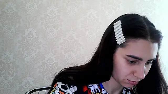 Snapshot of Kashtanka_ chatting on November 2025 08:57:01 AM Kashtanka online show from November 2025 08:57:01 AM