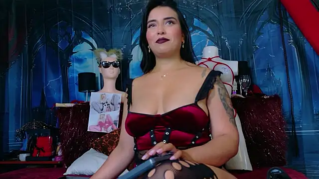Snapshot of MeliizaQueen chatting on April 2026 04:34:02 PM MeliizaQueen online show from April 2026 04:34:02 PM