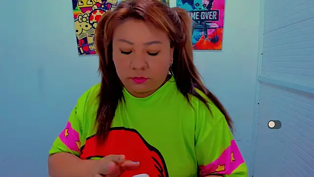 victoria love89 online show from December 2025 02:49:01 AM