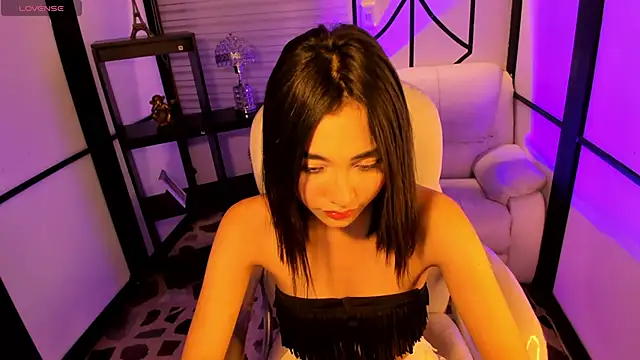 Snapshot of lilithTeen1_ chatting on December 2024 07:35:01 AM lilithTeen1 online show from December 2024 07:35:01 AM