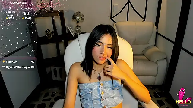 Snapshot of lilithTeen1_ chatting on January 2025 05:30:02 PM lilithTeen1 online show from January 2025 05:30:02 PM