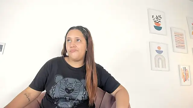 aprill21  online show from February 2025 01:52:02 PM