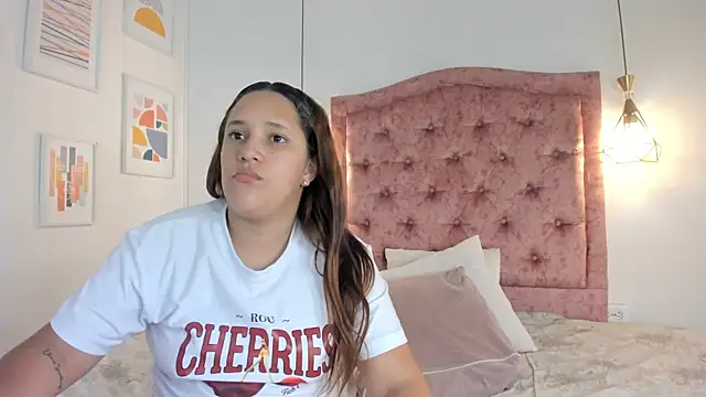 aprill21  online show from February 2025 01:58:01 PM