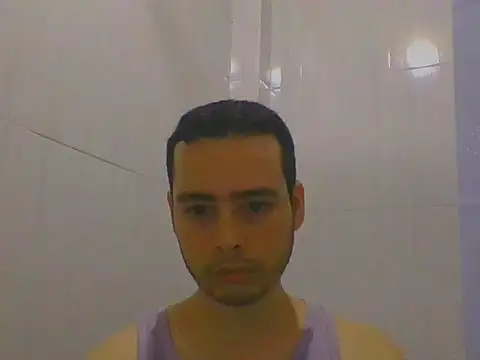 Snapshot of Gasparin32 chatting on November 2025 01:07:02 AM Gasparin32 online show from November 2025 01:07:02 AM