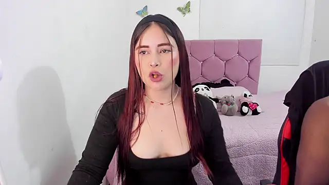 Snapshot of hotbbc_wife chatting on November 2025 11:26:02 PM hotbbc wife online show from November 2025 11:26:02 PM