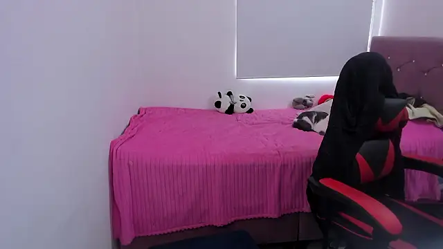 hotbbc wife online show from February 2026 06:12:02 PM