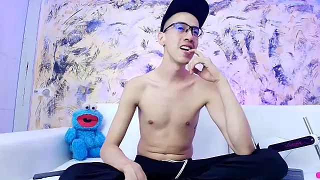 Snapshot of Pipe_Rudecatt chatting on September 2025 07:28:01 PM Pipe Rudecatt online show from September 2025 07:28:01 PM