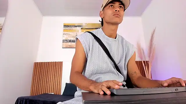 zander 2120 online show from December 2025 12:56:01 PM