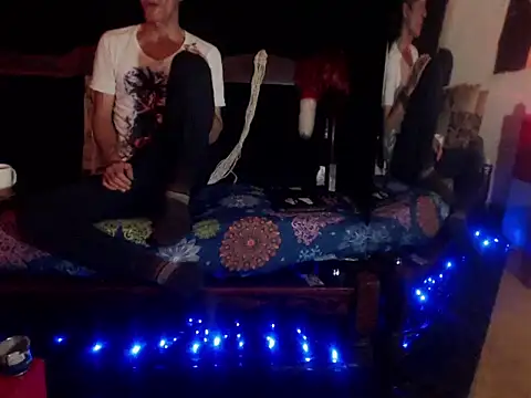 Snapshot of laye19 chatting on September 2025 02:16:01 AM laye19 online show from September 2025 02:16:01 AM