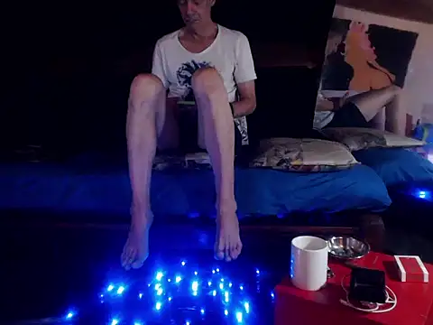 Snapshot of laye19 chatting on September 2025 01:10:01 AM laye19 online show from September 2025 01:10:01 AM