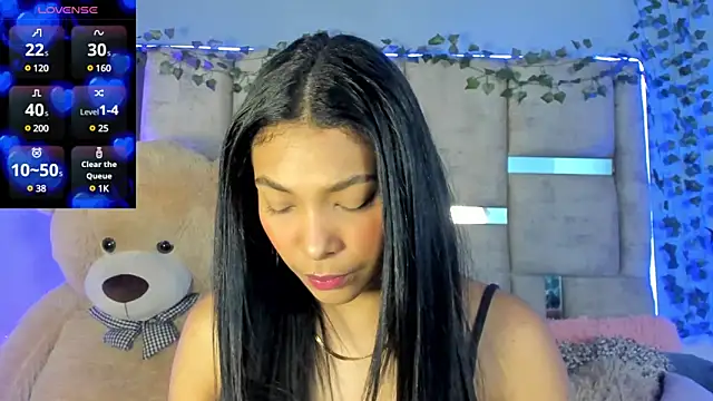 Snapshot of KarolRojas_ chatting on February 2025 03:15:01 AM KarolRojas online show from February 2025 03:15:01 AM