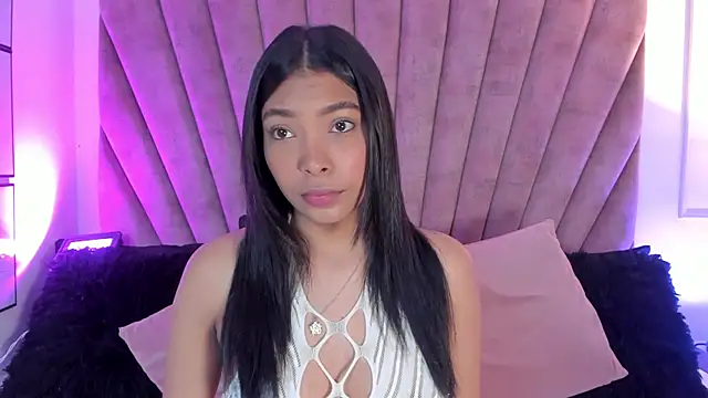 KarolRojas  online show from October 2025 03:29:01 AM