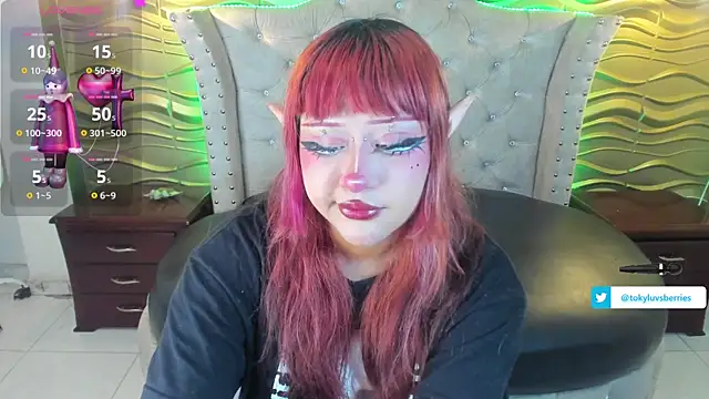 Snapshot of toky_doll chatting on March 2025 09:15:01 PM toky doll online show from March 2025 09:15:01 PM