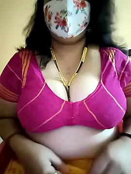 Snapshot of neelu-hoty chatting on December 2024 01:49:01 PM neelu-hoty online show from December 2024 01:49:01 PM