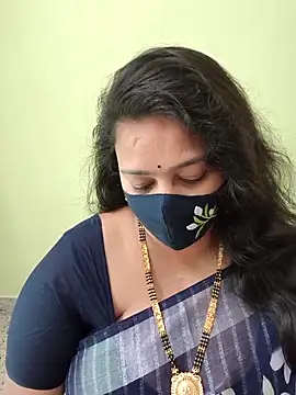 neelu-hoty online show from May 2026 11:37:01 AM