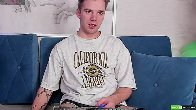 ArthurWhitee online show from March 2025 03:41:02 AM