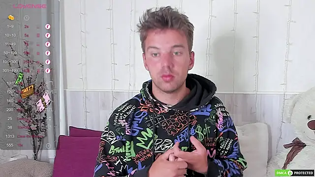 Snapshot of ArthurWhitee chatting on December 2025 08:19:02 AM ArthurWhitee online show from December 2025 08:19:02 AM