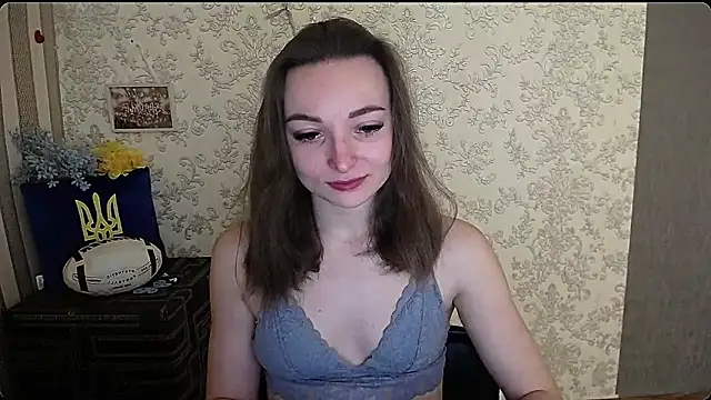  Barbie Kiss  online show from January 2025 06:20:01 AM