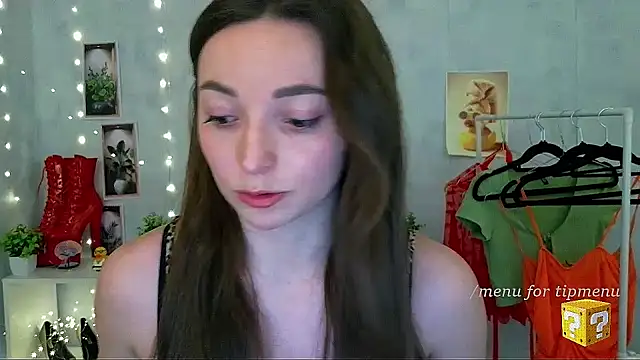 Snapshot of _Barbie_Kiss_ chatting on April 2026 01:56:02 PM Barbie Kiss online show from April 2026 01:56:02 PM