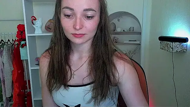 Barbie Kiss  online show from June 2026 04:29:01 PM