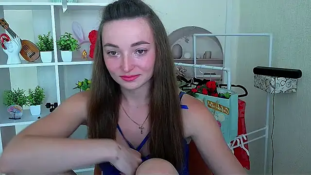  Barbie Kiss  online show from June 2026 03:35:01 PM