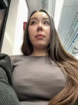 Snapshot of Asian_Asami chatting on January 2025 02:41:01 PM Asian Asami online show from January 2025 02:41:01 PM