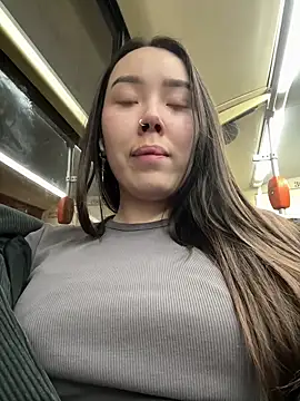 Snapshot of Asian_Asami chatting on March 2025 06:32:01 PM Asian Asami online show from March 2025 06:32:01 PM
