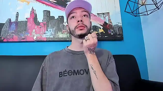 noah ricci online show from December 2024 12:05:01 PM