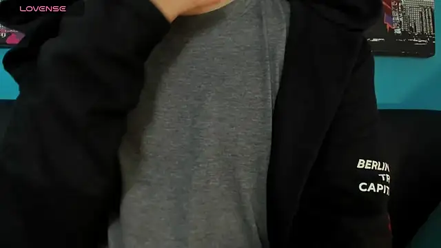 noah ricci online show from February 2025 12:39:01 PM